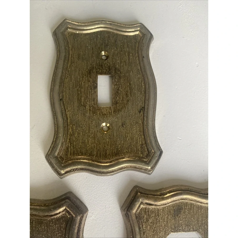 Lot of 5 Vintage 1968 American Tack & Hardware Metal Outlet Covers